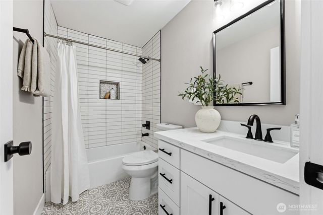 3487 Peterson Street, Dupont, WA 98327