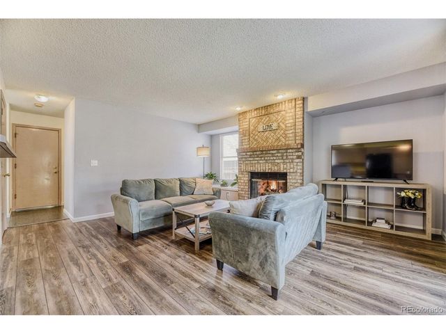 6285 S Van Gordon Way, Littleton, CO 80127
