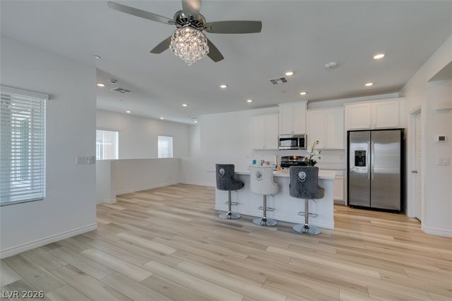 7312 North Decatur Boulevard 6, North Las Vegas, NV 89131