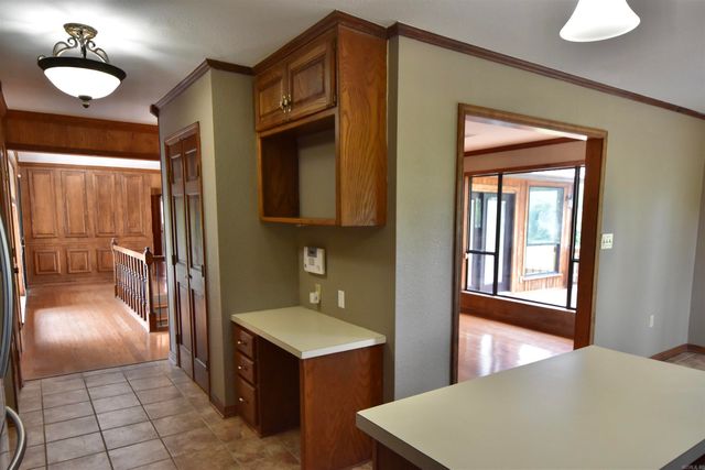 170 Riverview Dr, Malvern, AR 72104