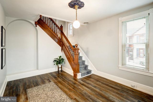 2448 LITITZ PIKE, Lancaster, PA 17601