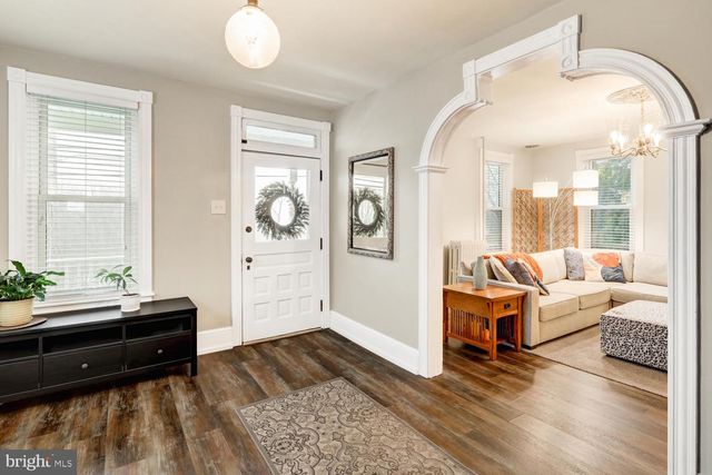 2448 LITITZ PIKE, Lancaster, PA 17601