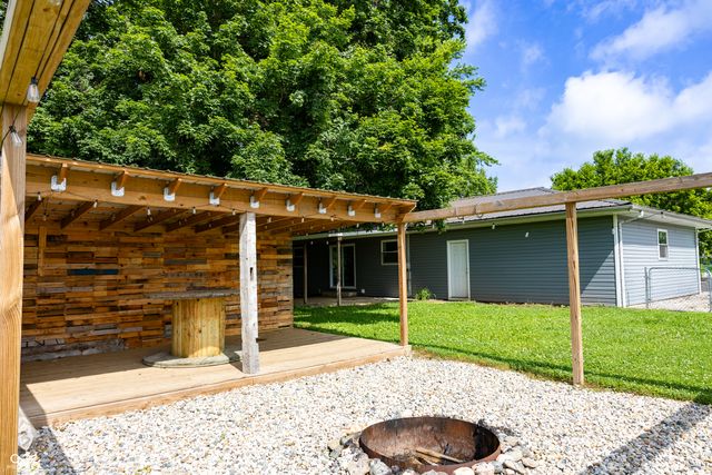 1565 W State Road 32, Crawfordsville, IN 47933