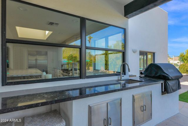 6834 E BELMONT Circle, Paradise Valley, AZ 85253