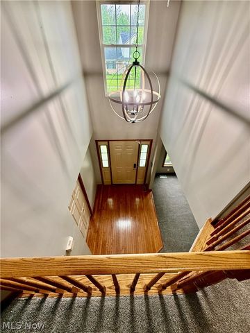 3076 Ravineview Circle, Stow, OH 44224