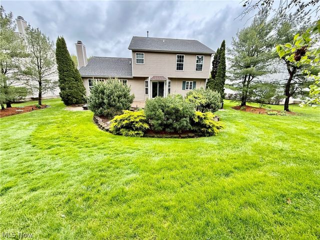 3076 Ravineview Circle, Stow, OH 44224
