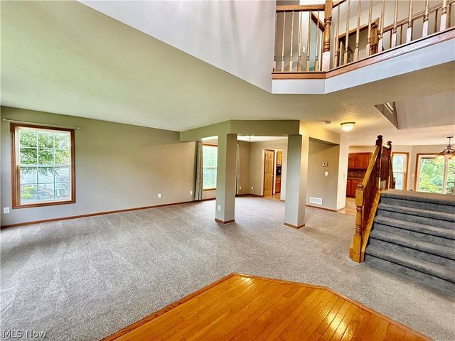 3076 Ravineview Circle, Stow, OH 44224