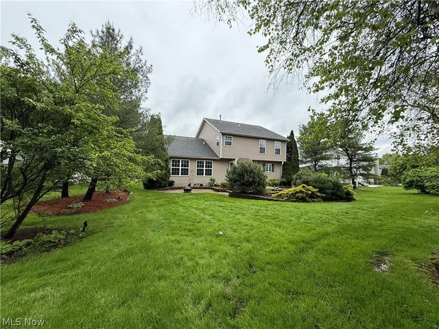 3076 Ravineview Circle, Stow, OH 44224