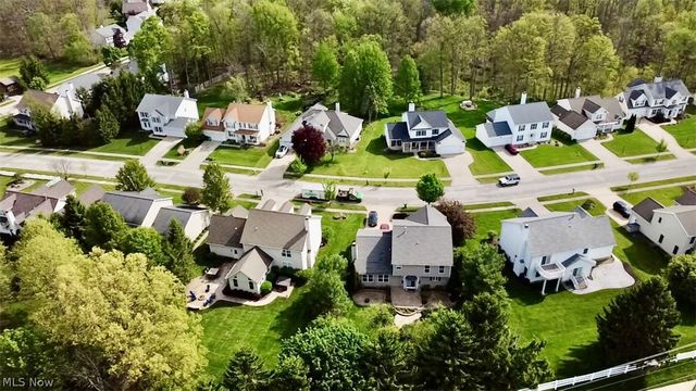 3076 Ravineview Circle, Stow, OH 44224