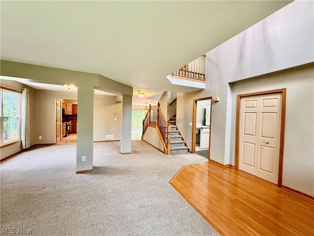 3076 Ravineview Circle, Stow, OH 44224