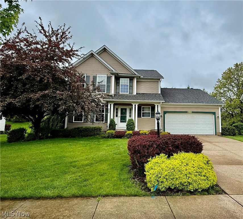 3076 Ravineview Circle, Stow, OH 44224