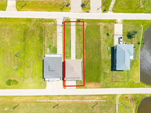 955 Townsend Drive, Crystal Beach, TX 77650