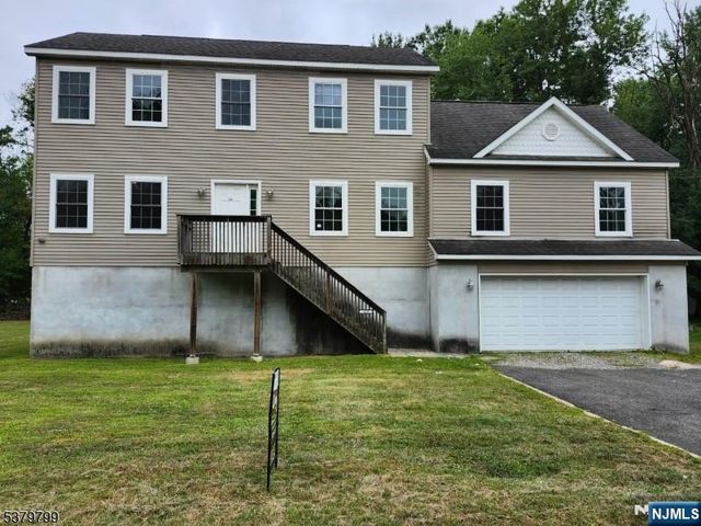 128 Big Piece Road, Fairfield, NJ 07004