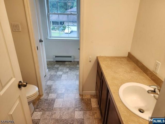 128 Big Piece Road, Fairfield, NJ 07004