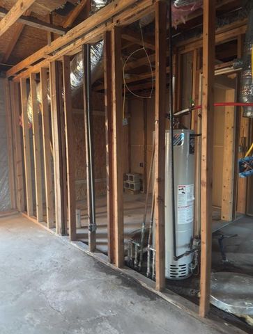 209 Ridgecrest Road, Edmond, OK 73013