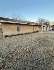 209 Ridgecrest Road, Edmond, OK 73013