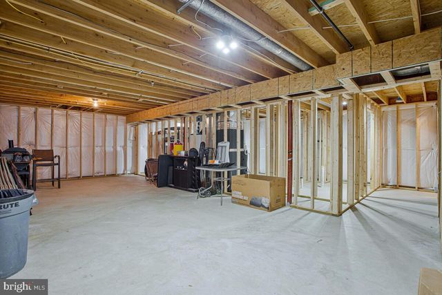 5911 KAVEH CT, Upper Marlboro, MD 20772