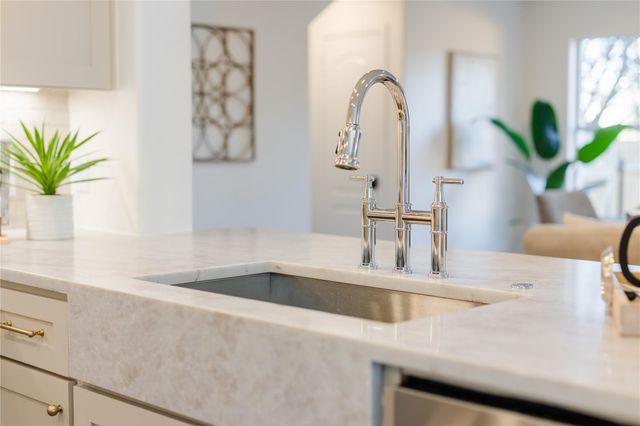 2419 Willow WAY, Round Rock, TX 78664