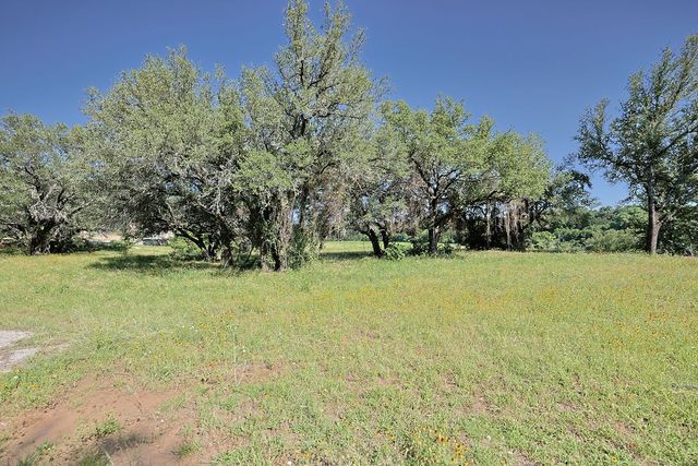 15 Waterwood Loop, Mineral Wells, TX 76067