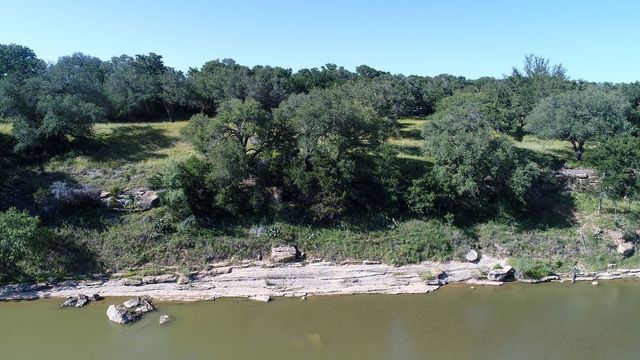 15 Waterwood Loop, Mineral Wells, TX 76067