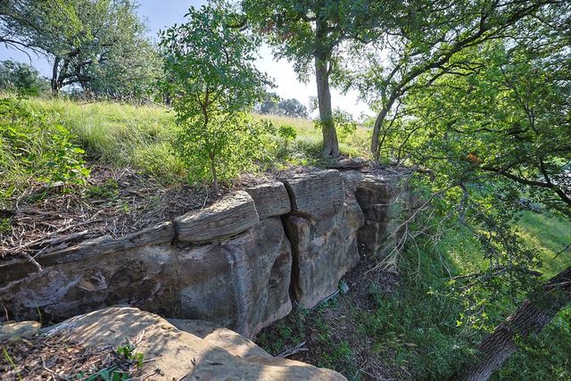 15 Waterwood Loop, Mineral Wells, TX 76067