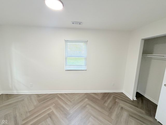 11230 N College Avenue, Carmel, IN 46032