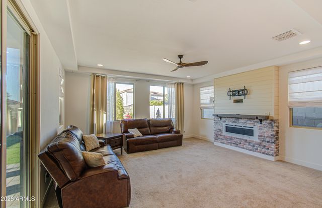 12862 W OCOTILLO Road, Glendale, AZ 85307