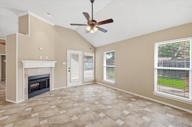 5505 Eagle Rock Road, Arlington, TX 76017