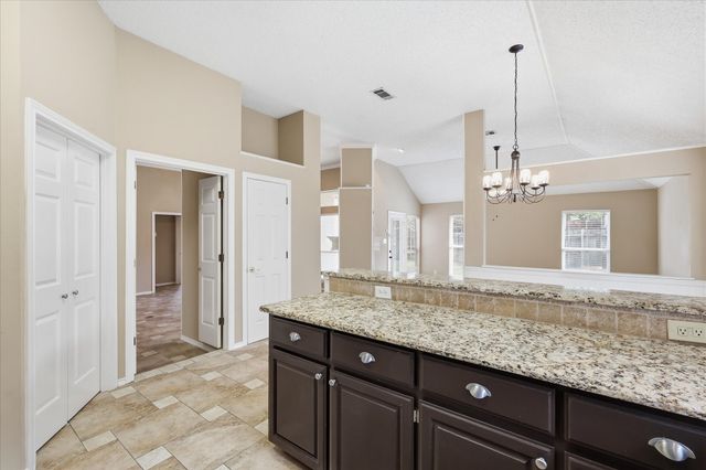 5505 Eagle Rock Road, Arlington, TX 76017