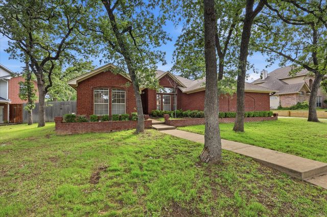 5505 Eagle Rock Road, Arlington, TX 76017
