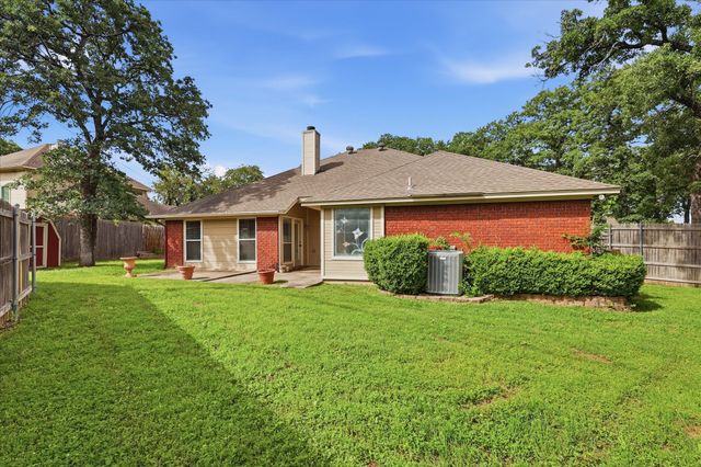 5505 Eagle Rock Road, Arlington, TX 76017