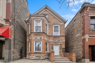 2420 S Oakley Avenue 2, Chicago, IL 60608