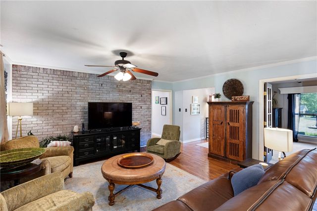 234 S Arlington, Russellville, AR 72801