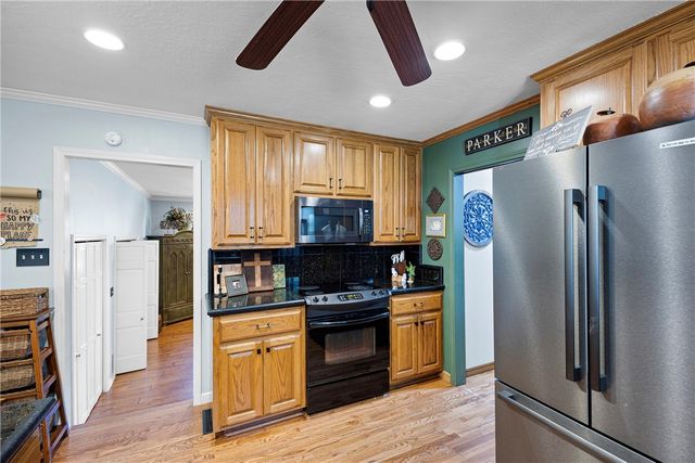 234 S Arlington, Russellville, AR 72801