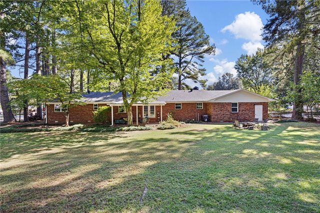 234 S Arlington, Russellville, AR 72801
