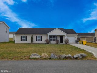 163 MINISTER DRIVE, Martinsburg, WV 25404