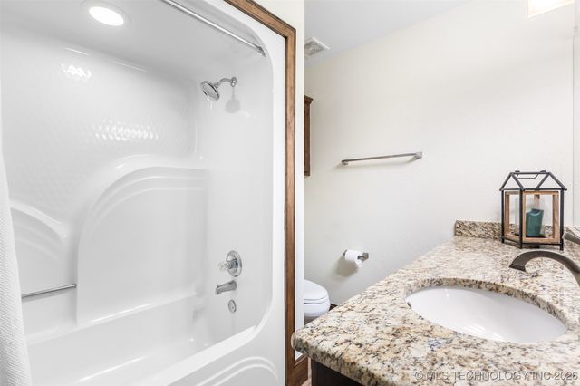 5440 Mainstay Drive, Kingston, OK 73439