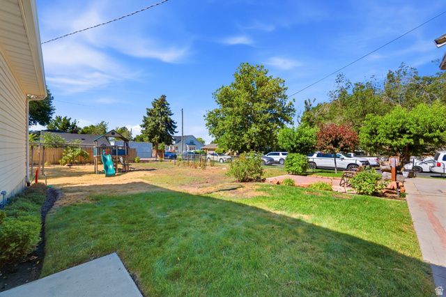 310 E 600 S, Centerville, UT 84014