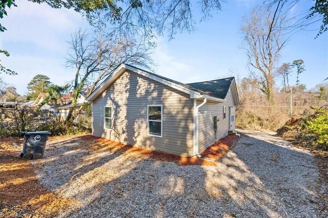 700 Mccreary Street, Winston-salem, NC 27105