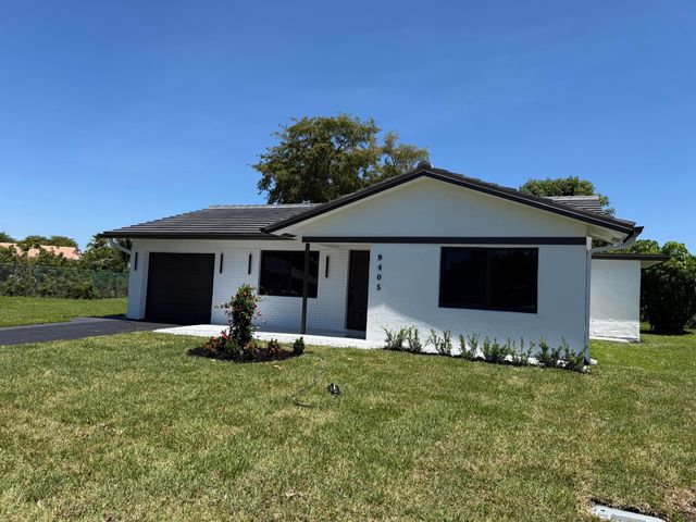 9405 NW 74th Street, Tamarac, FL 33321