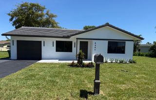 9405 NW 74th Street, Tamarac, FL 33321
