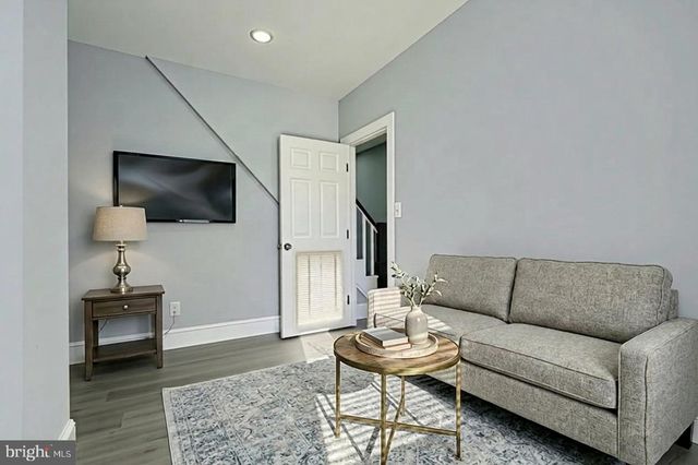 304 S FRANKLINTOWN RD, Baltimore, MD 21223