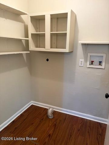 1500 Milburn Ct, La Grange, KY 40031