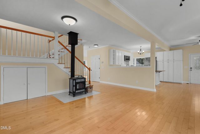 33 Holly Run, Pittsboro, NC 27312