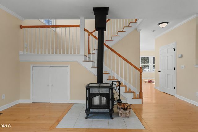 33 Holly Run, Pittsboro, NC 27312