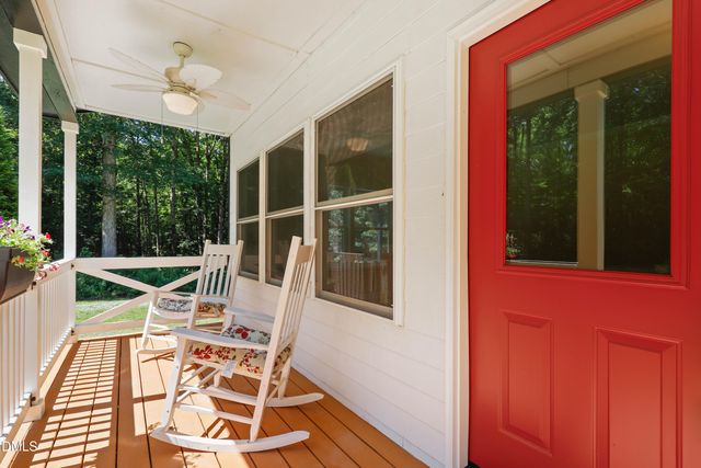 33 Holly Run, Pittsboro, NC 27312