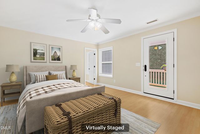 33 Holly Run, Pittsboro, NC 27312