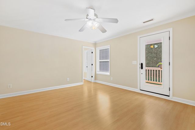 33 Holly Run, Pittsboro, NC 27312