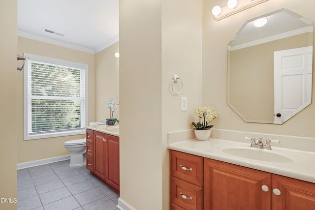 33 Holly Run, Pittsboro, NC 27312