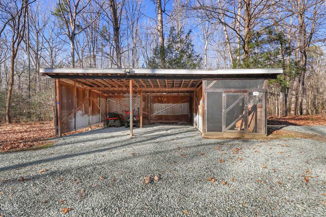 33 Holly Run, Pittsboro, NC 27312